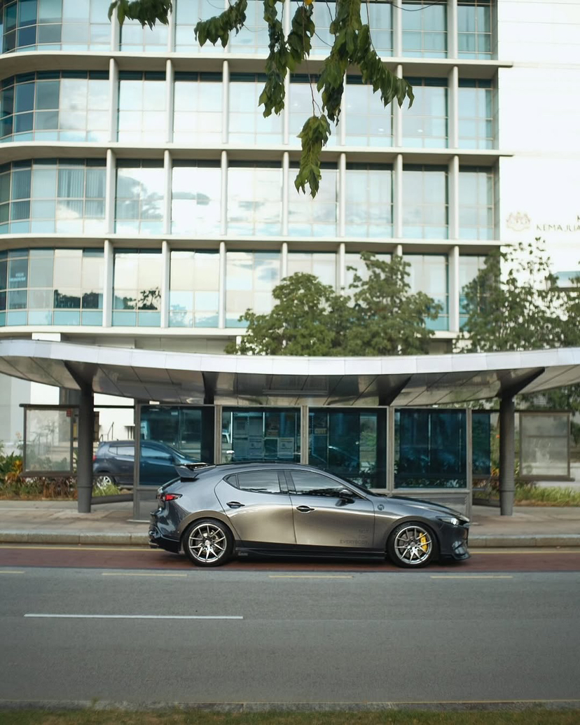 四门两座+超大后备箱两厢小钢炮